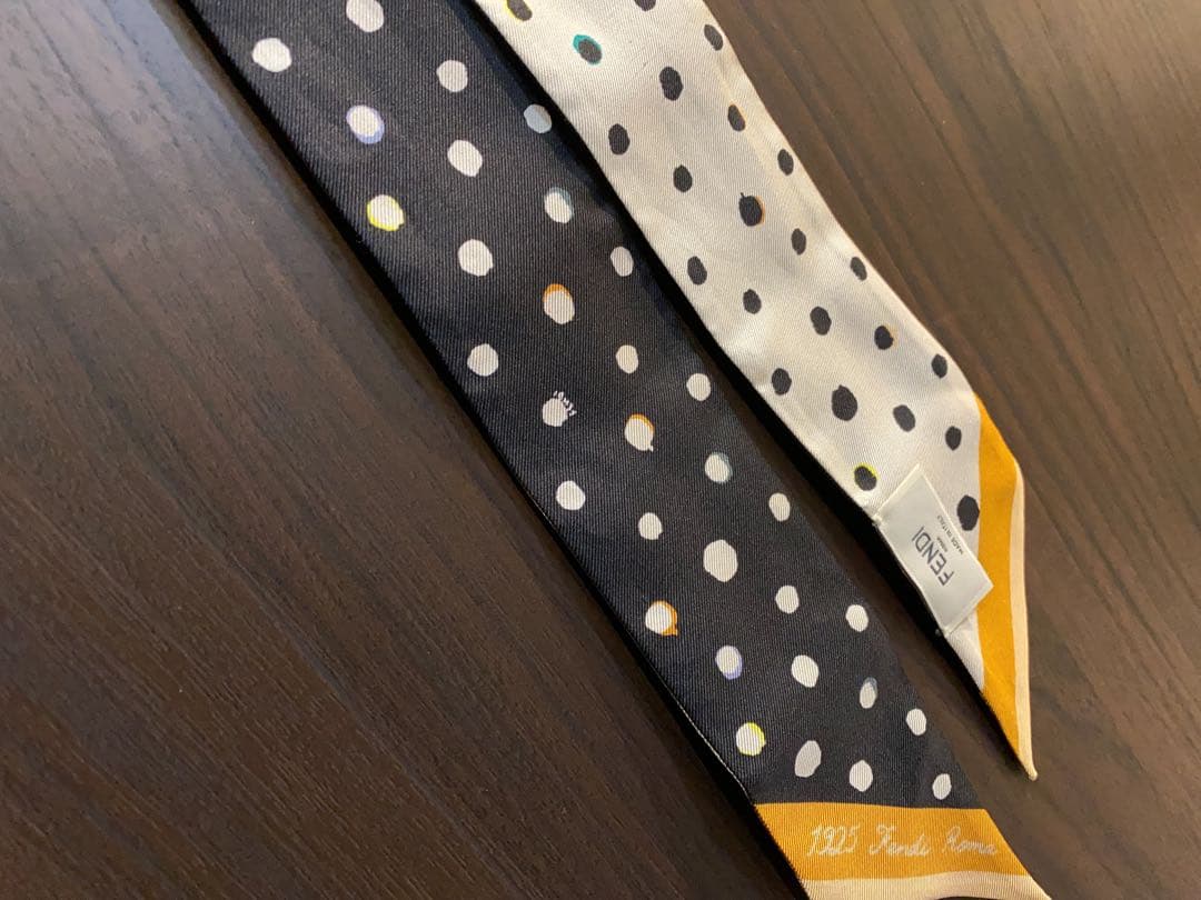 FENDI ドット柄スカーフ 1920年コレクション