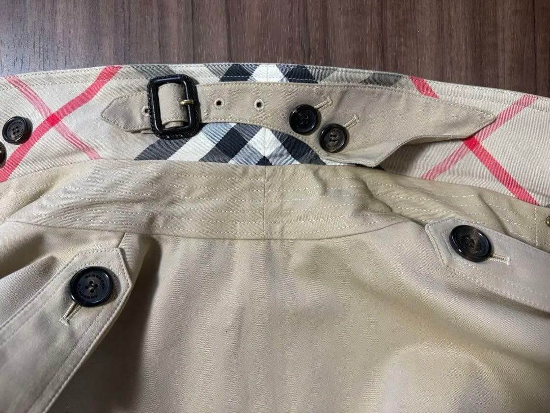 近年モデル　BURBERRY トレンチコート THE KENSINGTON