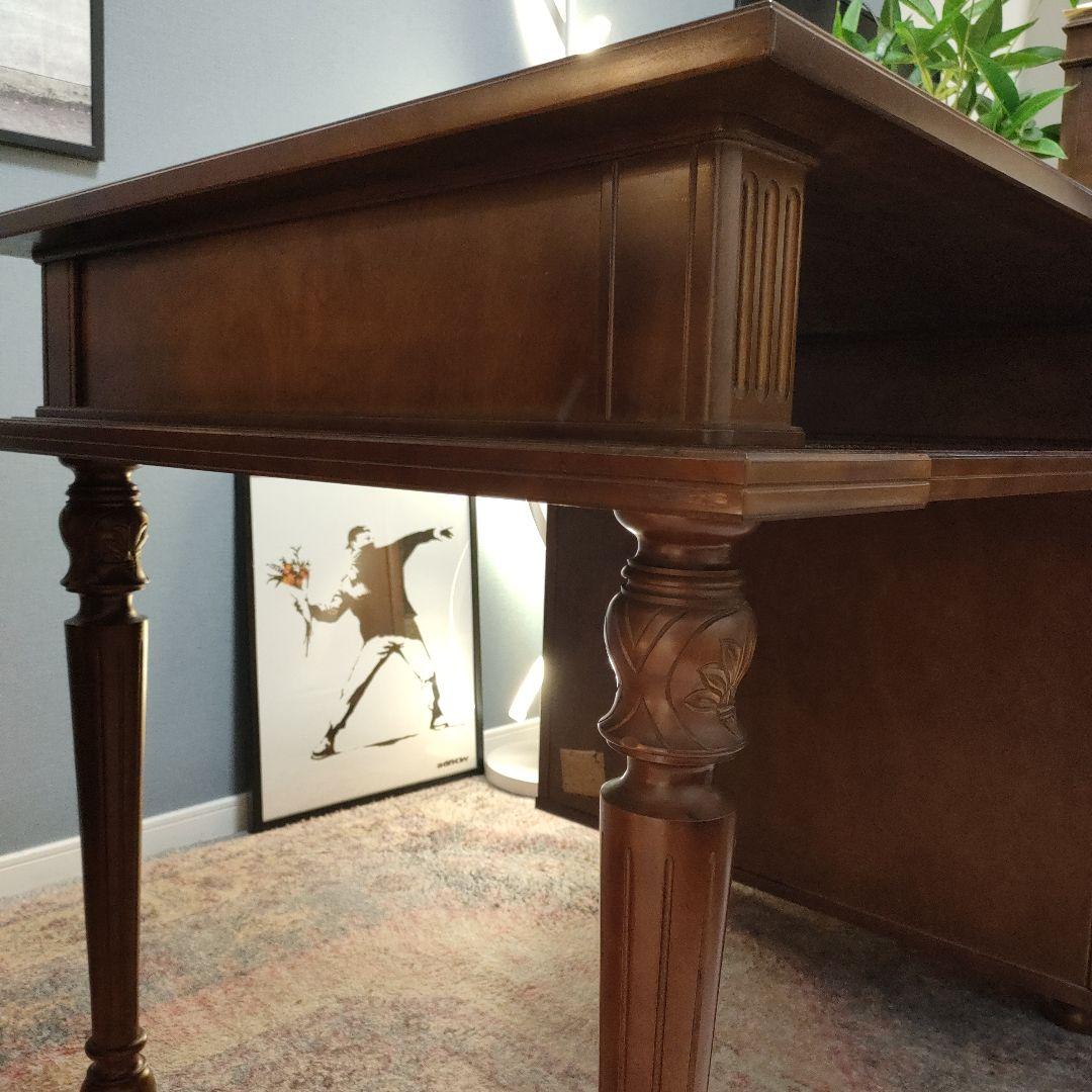 【徳田家具製作所】デスク／官庁・議事堂納入実績メーカー｜ガラス天板・高級家具