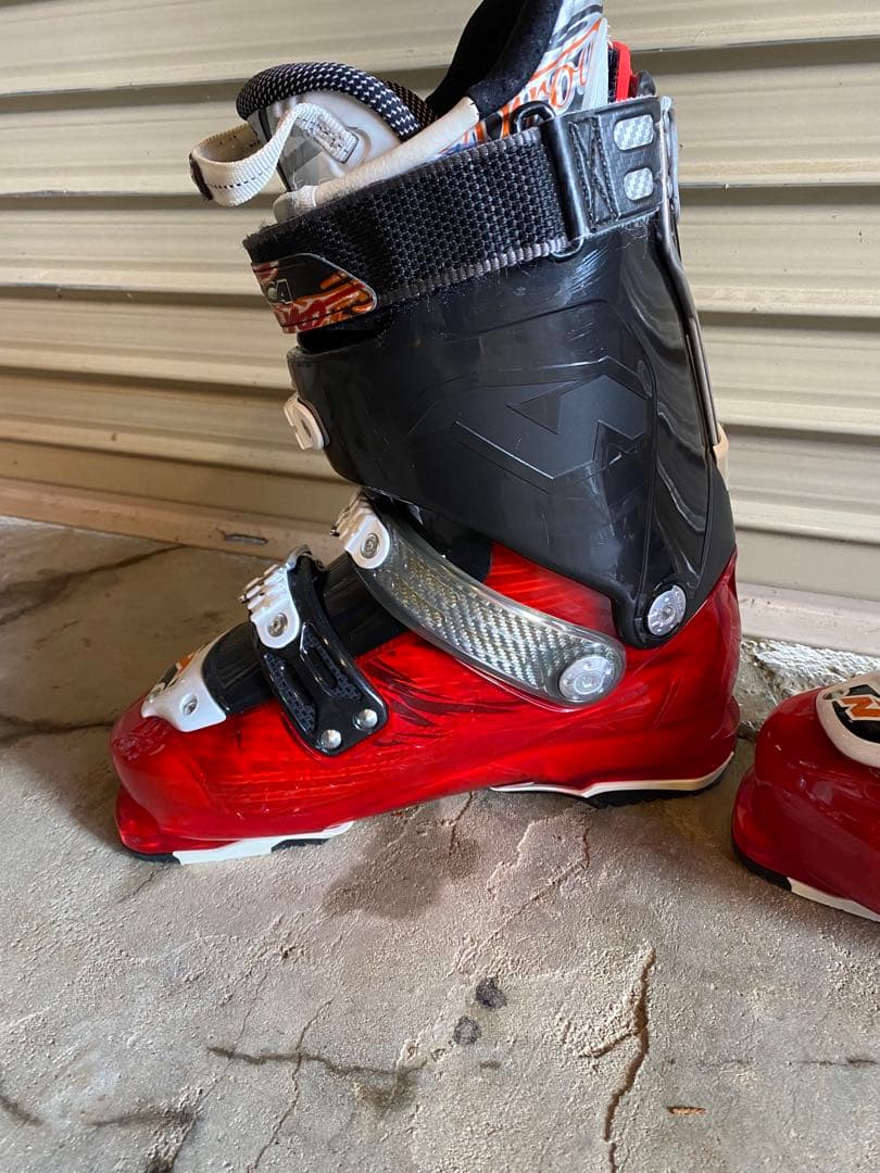 ノルディカ　ファイヤーアロー　スキーブーツ