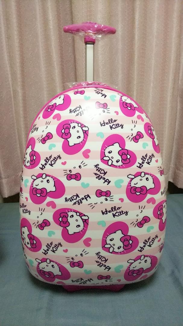 ハローキティ　キャリーケース