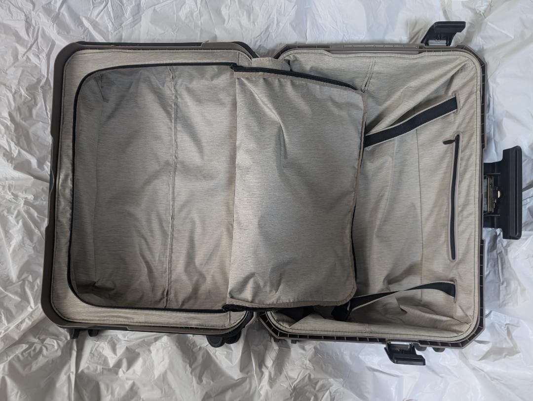 LOJEL VOJA 機内持ち込みスーツケース Sサイズ(37L) グレー