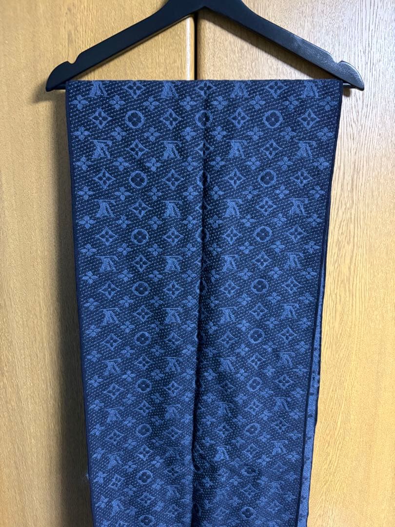 土日限定価格！ルイヴィトン　マフラー　LOUIS VUITTON