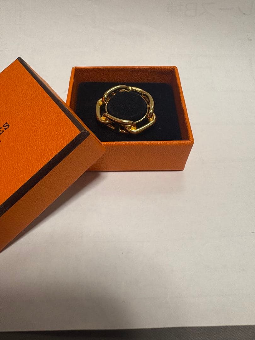 エルメス　スカーフリング　HERMES 箱つき