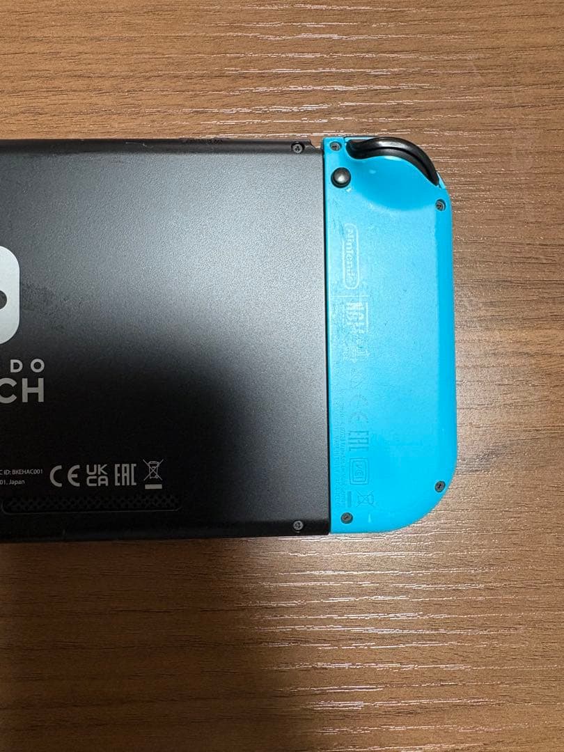 Nintendo Switch 本体 青/赤　ドッグ、ACアダプタ、HDMI