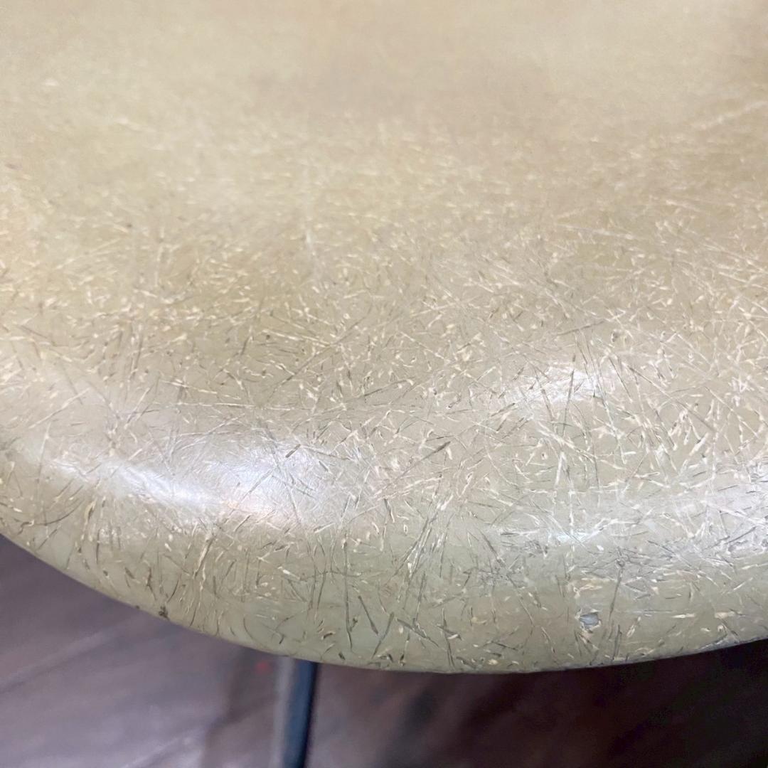● Herman Miller ハーマンミラー イームズ シェルチェア