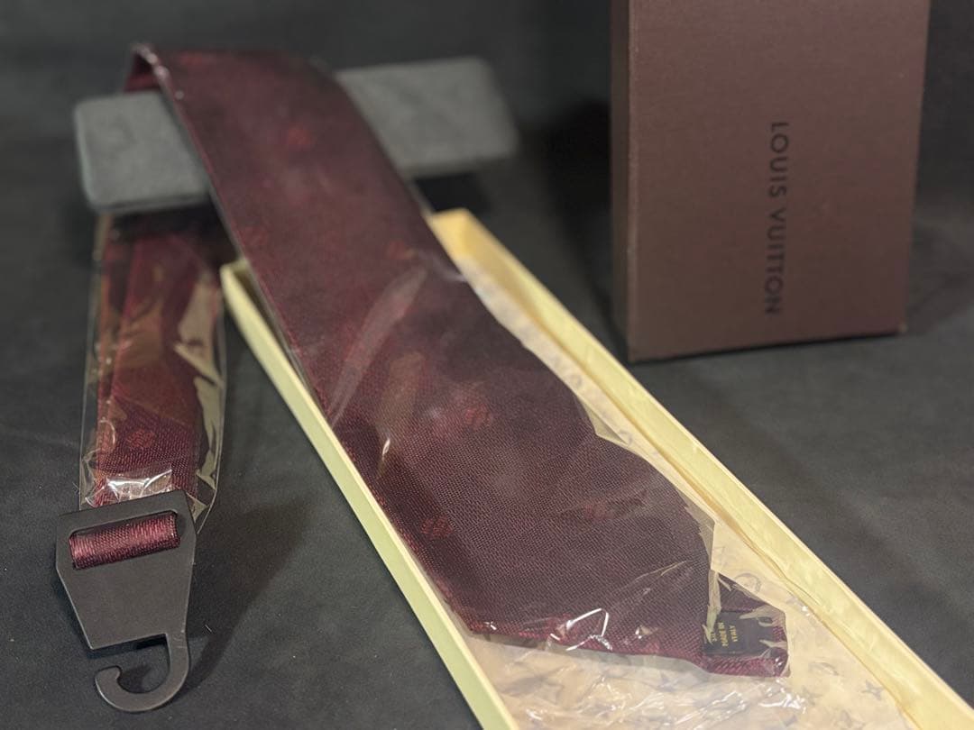 LOUIS VUITTON ネクタイ 赤系 ダミエ柄 未使用