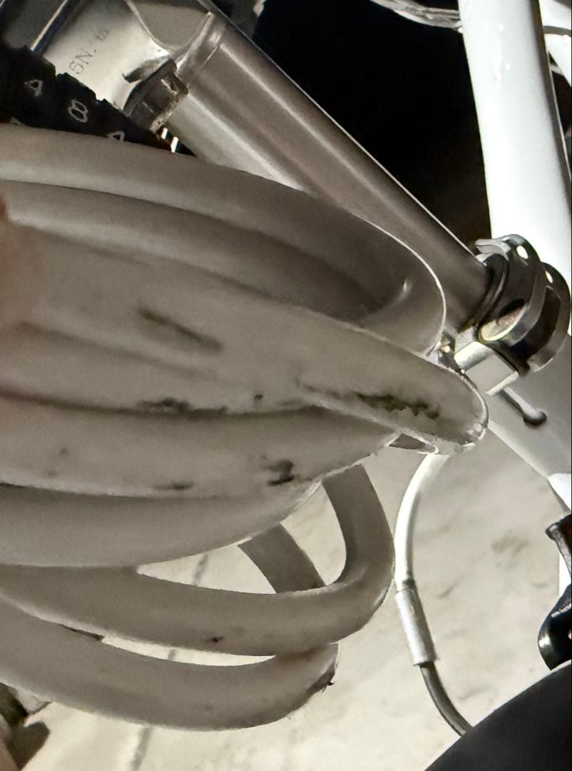 まい GIANクロスバイクESCAPE R3S ホワイト