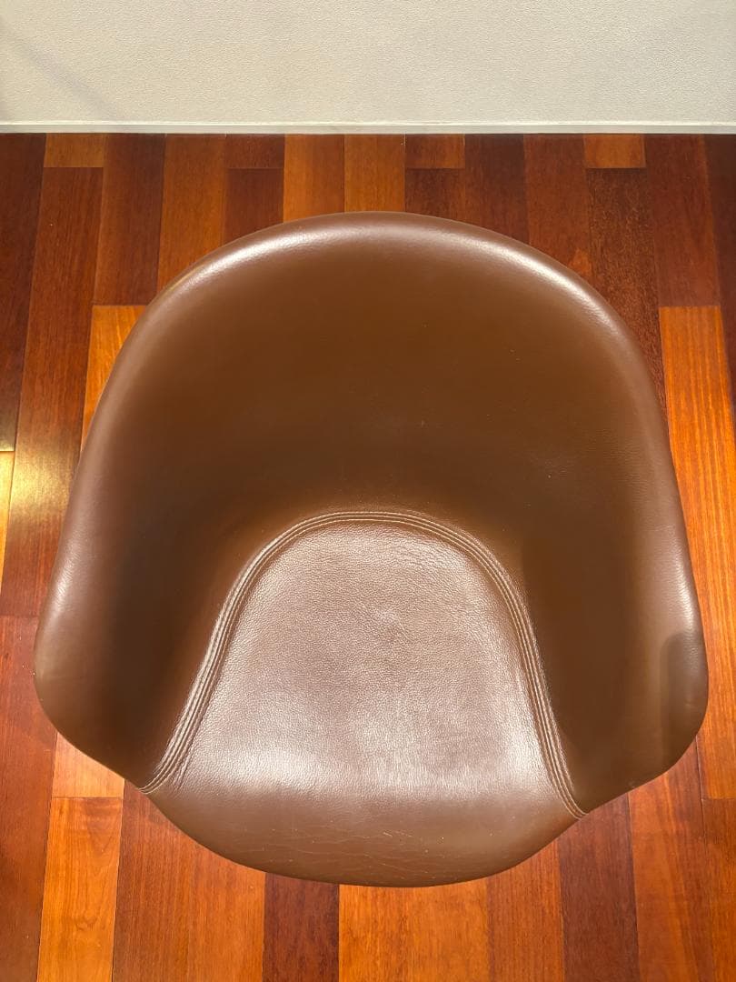 BoConcept Adelaide ダイニングチェア 回転式