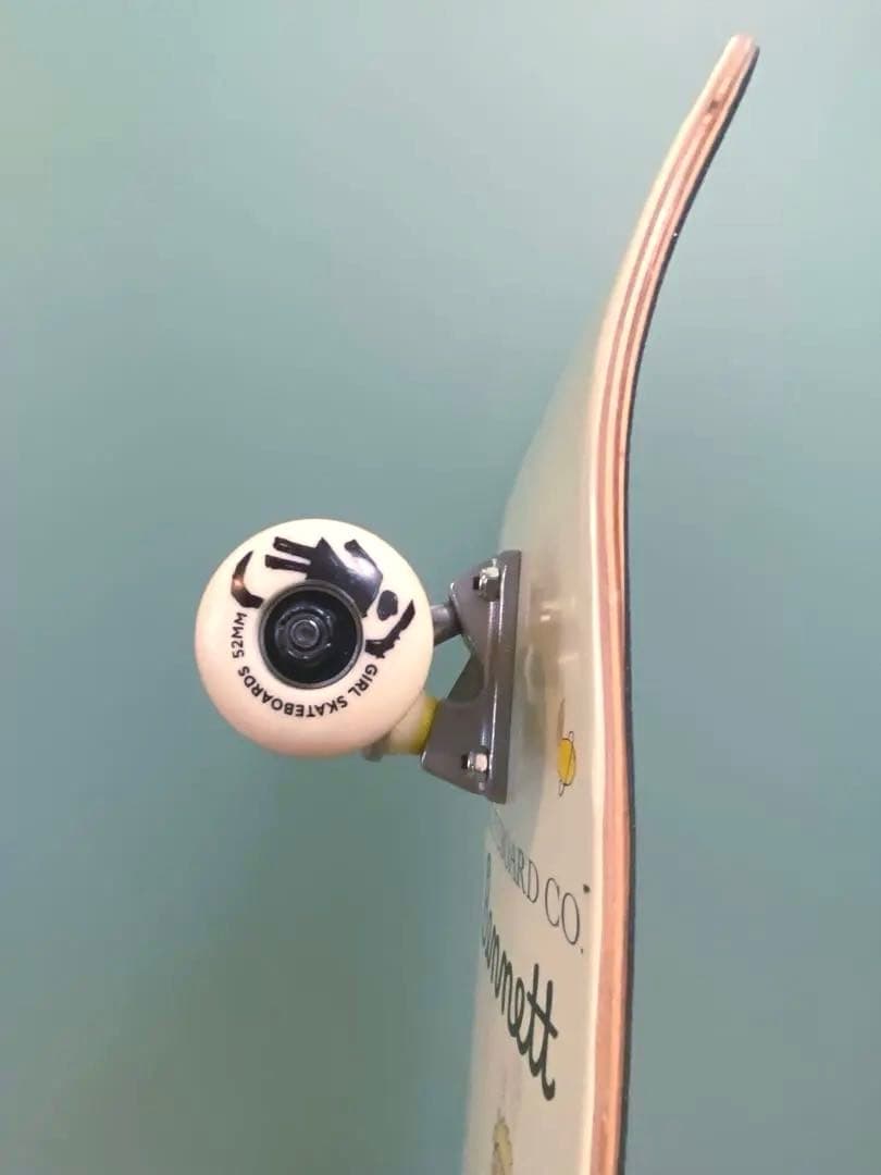 GIRL スケートボード コンプリート、ケース、ツールセット