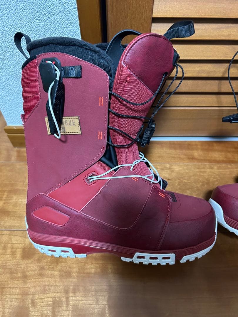値下げラストSALOMON スノーボードブーツ レッド　26.5センチ