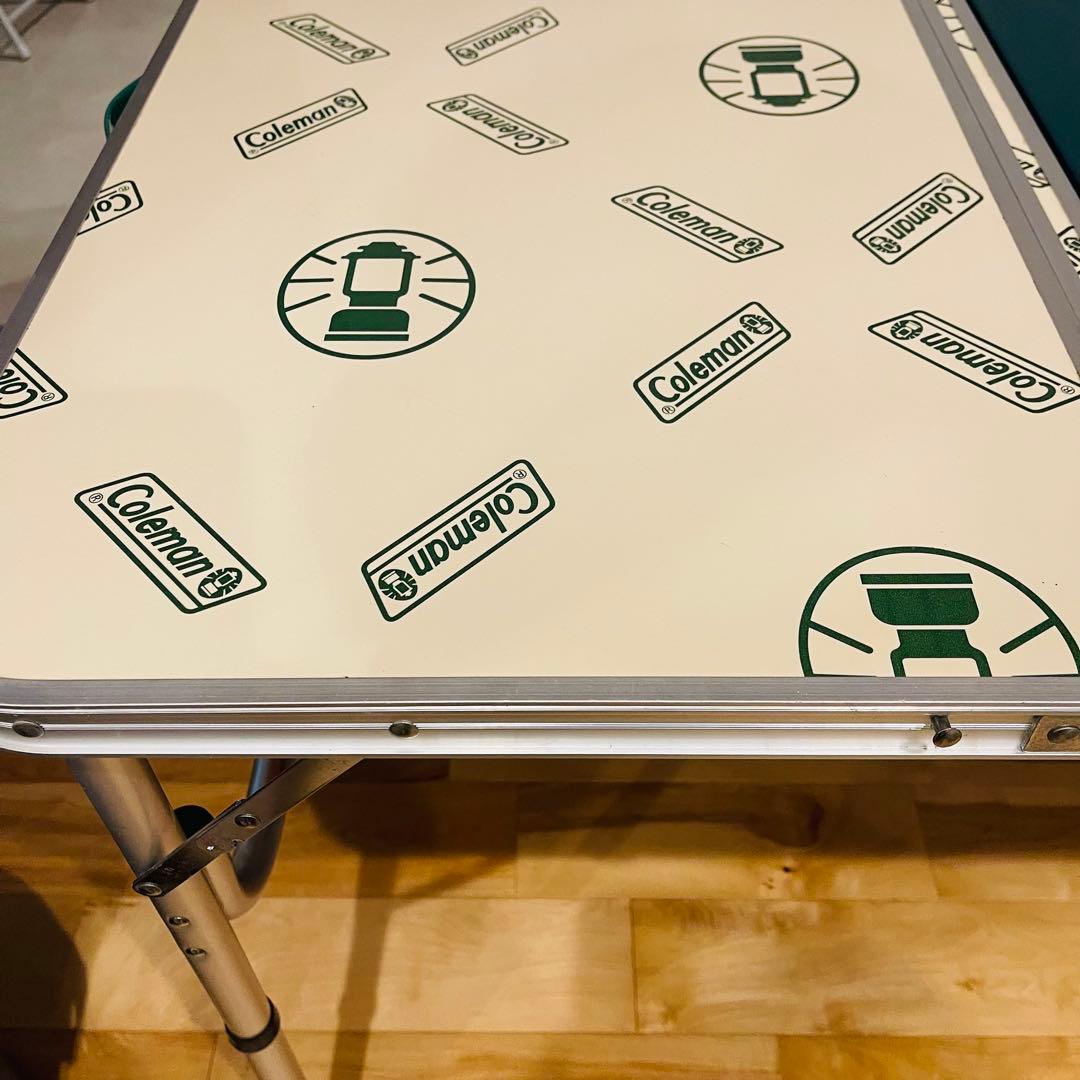 コールマン Coleman 四つ折り BBQテーブル 折りたたみ アウトドア