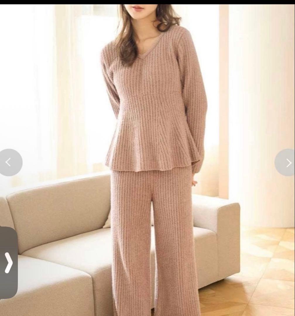 スナイデルホーム　snidel Vネック　ルームウェア　セットアップ