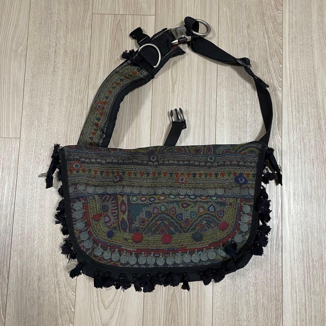 【希少黒】undercover 民族柄 転写 メッセンジャーバッグ scab