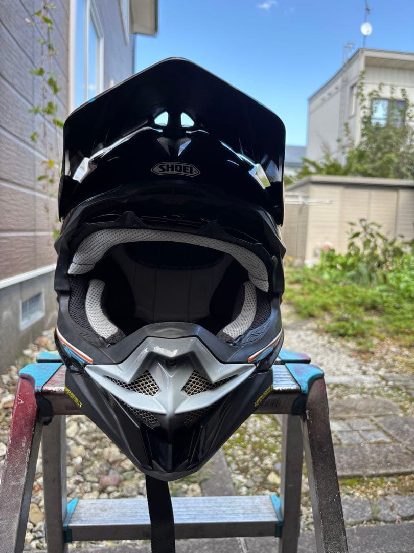 N*u様 SHOEI VFX WＲ　ヘルメット　オリジナルですが　　Lサイズ