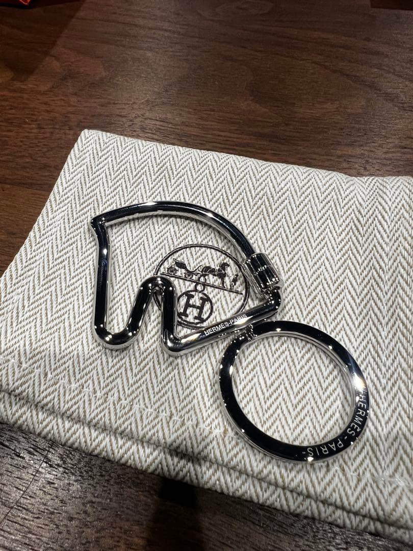 HERMES エルメス キーホルダー シュヴァル 未使用