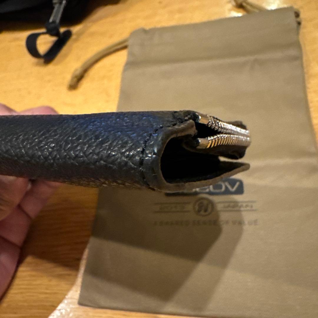 美品　AS2OV 黒 レザー 二つ折り財布 収納袋付き