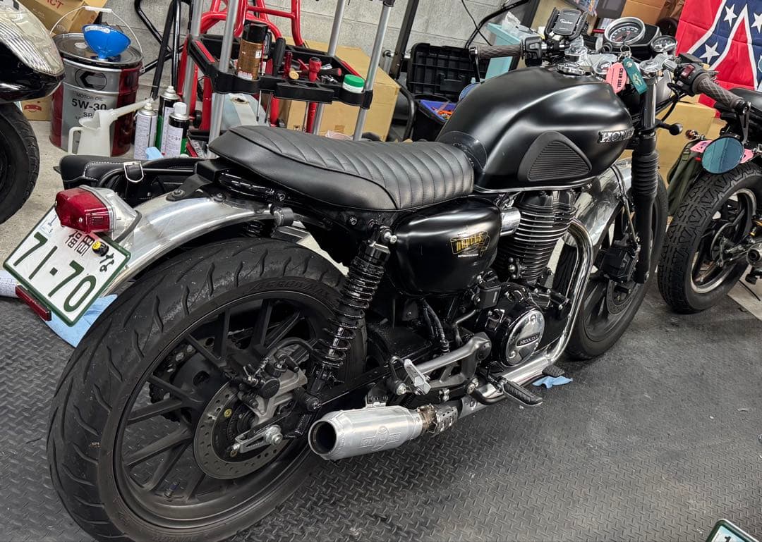 GB350　ショートフラットシート(タックロール)