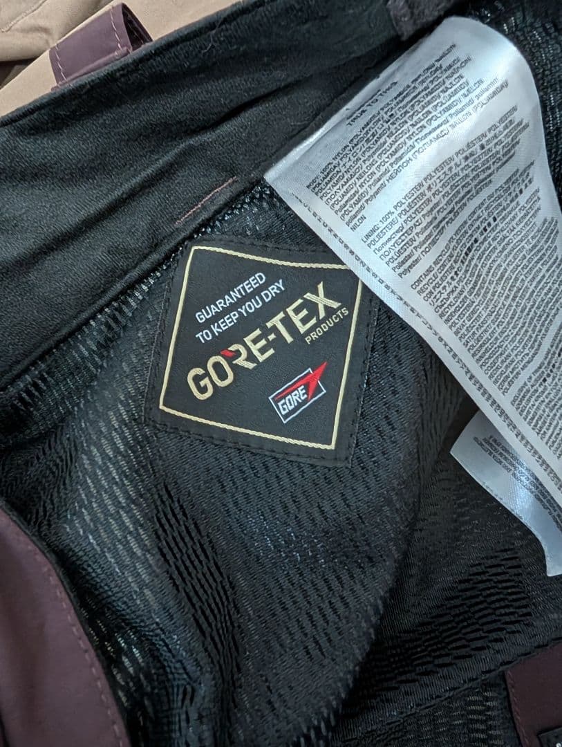 新品未使用！　VOLCOM M/Sサイズ　GORE-TEX