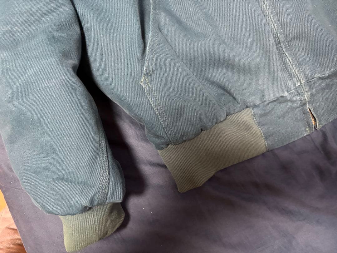 Carhartt アクティブジャケット　Lサイズ