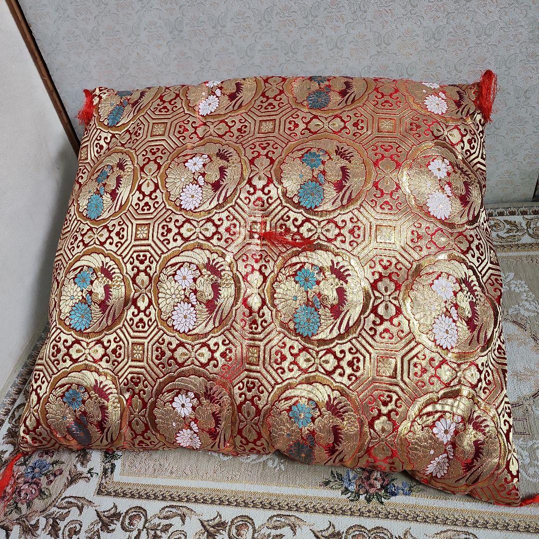 新品未使用　御前用　仏事用　座布団　高級　金蘭生地