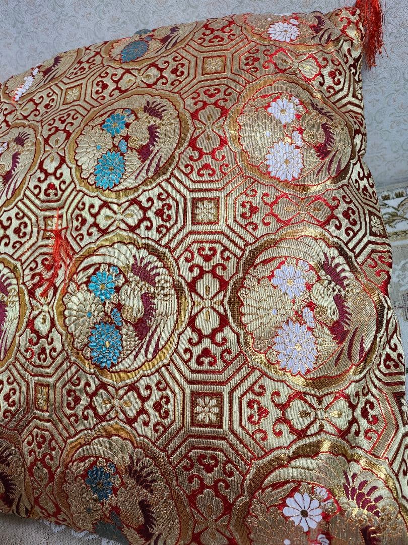 新品未使用　御前用　仏事用　座布団　高級　金蘭生地