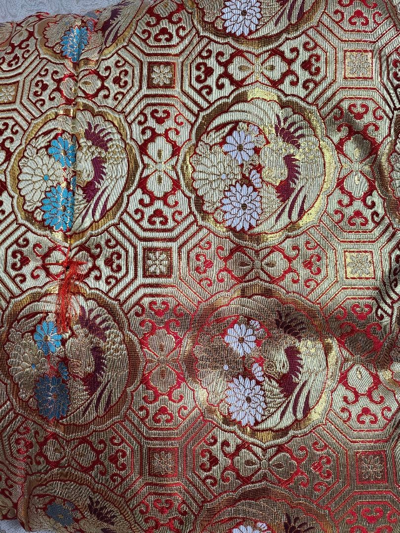 新品未使用　御前用　仏事用　座布団　高級　金蘭生地