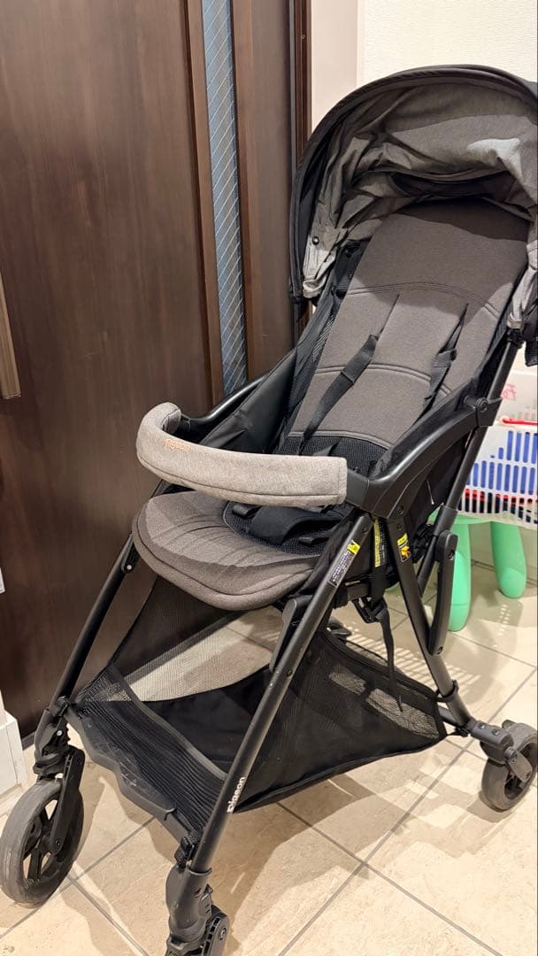 Pigeon 折りたたみ式ベビーカー Bingle BB3 サンシェード付