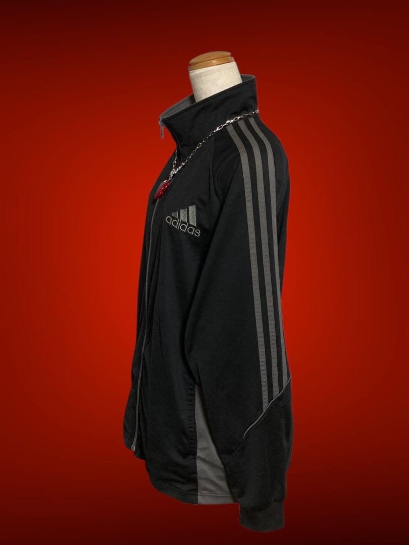 レアデザインadidasビック刺繍ロゴトラック3本線y2kフェアリーグランジ古着