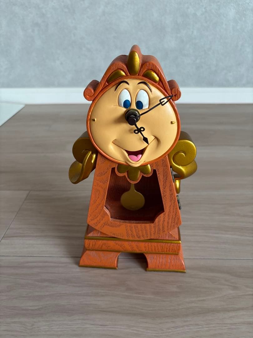 ディズニー　美女と野獣　コグスワース　置物