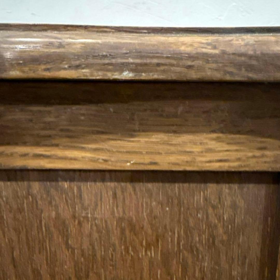 フランス　ヴィンテージ　サイドテーブル　扉収納付き　取手固め