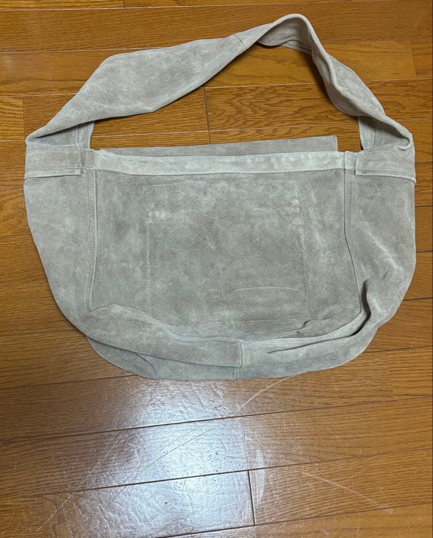 SEVEN BY SEVEN レザーショルダーバッグ グレー　新品