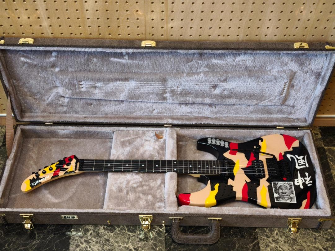 ☆彡EDWARDS E-KAMIKAZE-I ジョージ・リンチモデルとケース