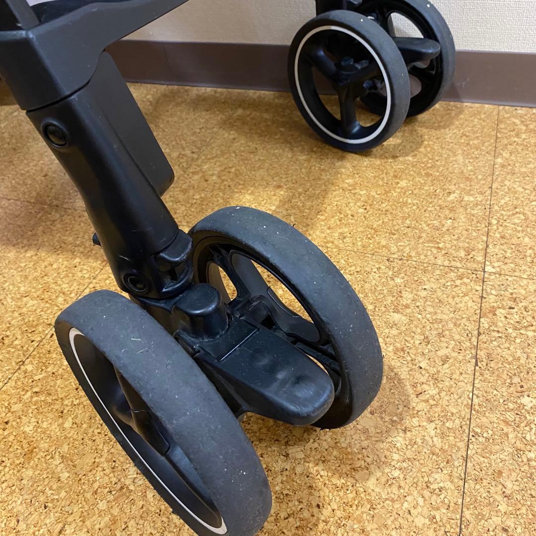 アップリカ ベビーカー ラクーナクッションAB レザー調ハンドル