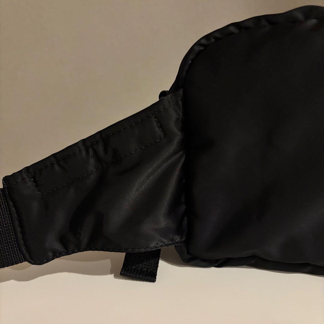 【極美品、数回使用のみ】ポーター タンカー ボディバッグ ウエストバッグ 黒