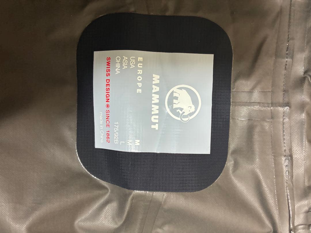MAMMUT Crater Light GORE‑TEX定価39600円