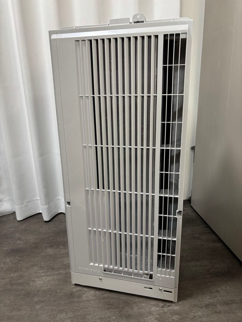 ちろ CORONA コロナ　窓用エアコン 2022年製