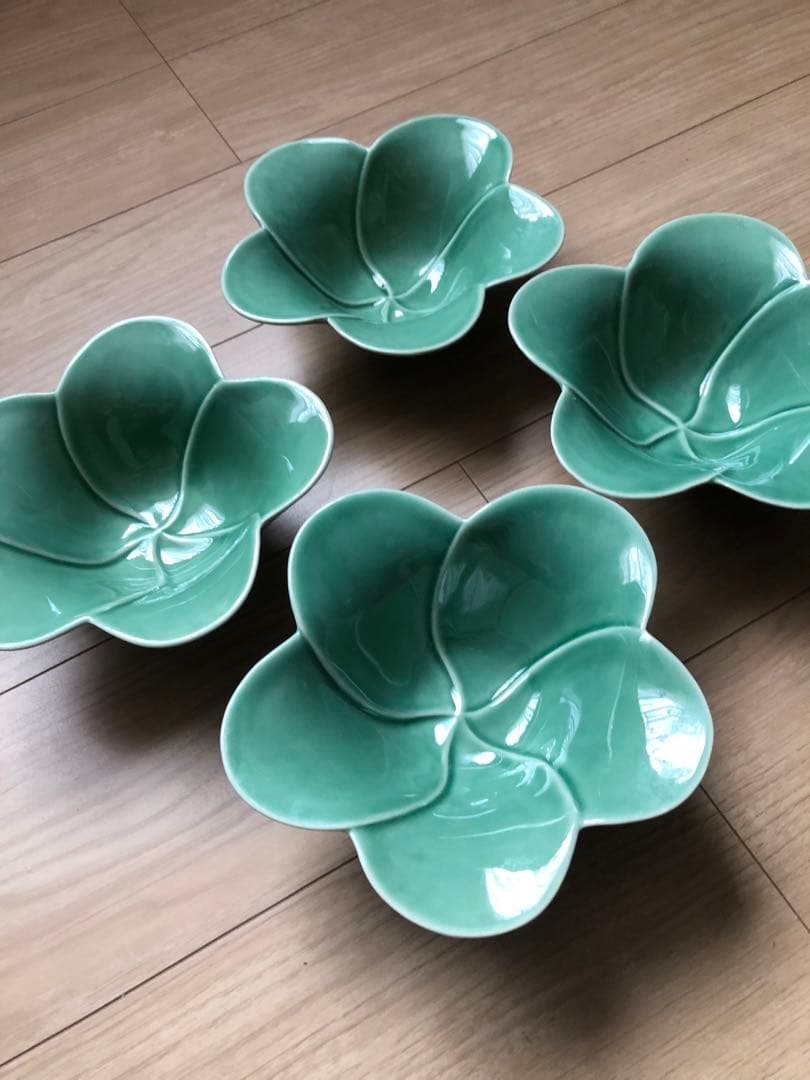 ジェンガラケラミック フランジパニ ボウル　スープ皿　4枚セット