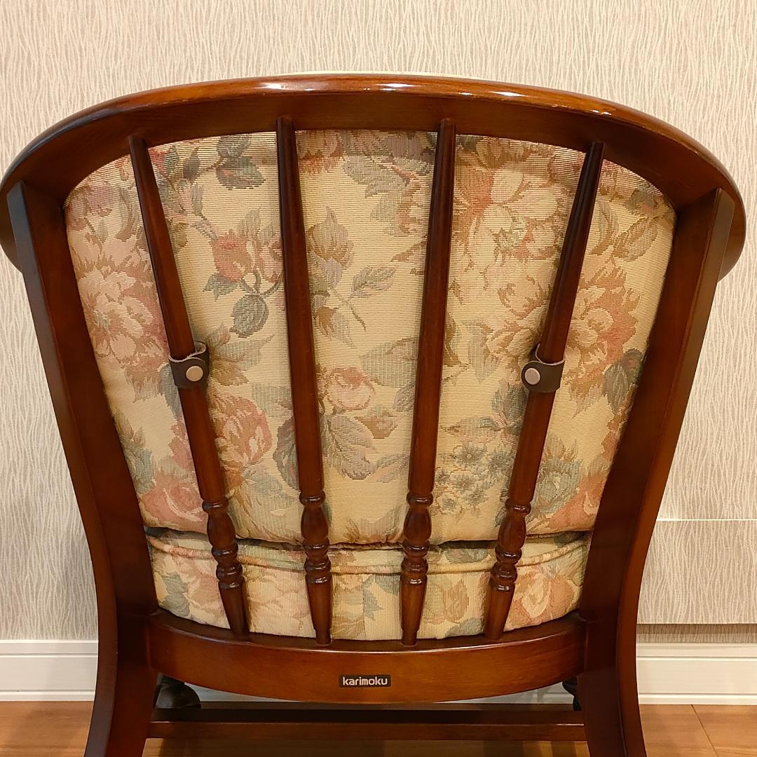 カリモク　コロニアル　アームチェア　クッション　キャスター付き①