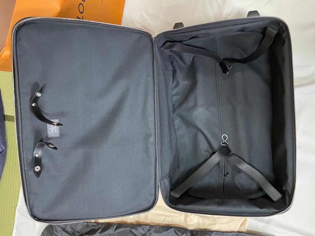 ルイヴィトン ペガス55 タイガ 消耗部品新品交換済　ブラック　極美品　ビジネス