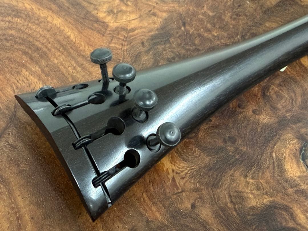 【新品】ドイツ製 チェロ用エボニーテールピース