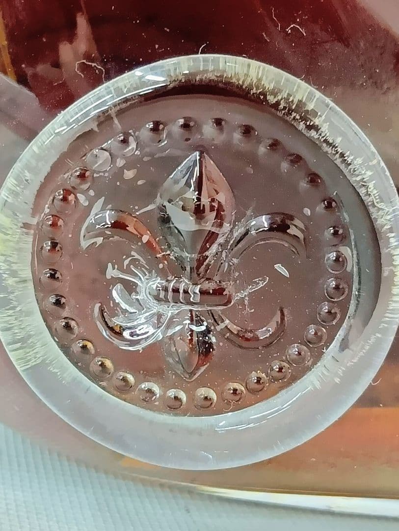 レミーマルタンの最高級コニャック「ルイ13世」 ※本体のみ　ひび割れかけなしYK