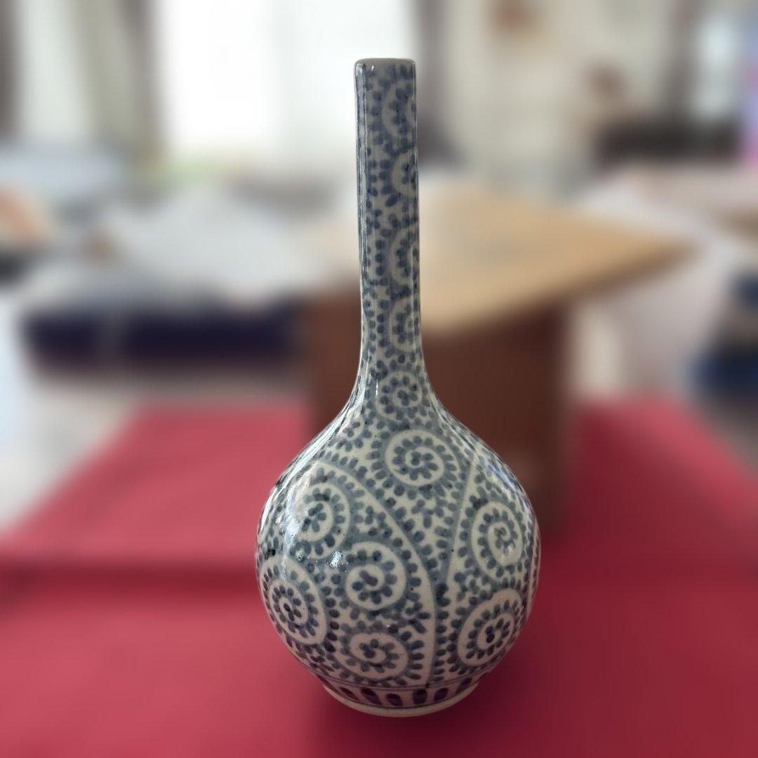 タコ唐草の花瓶 木箱付き 鶴首花瓶　円左衛門作　有田焼