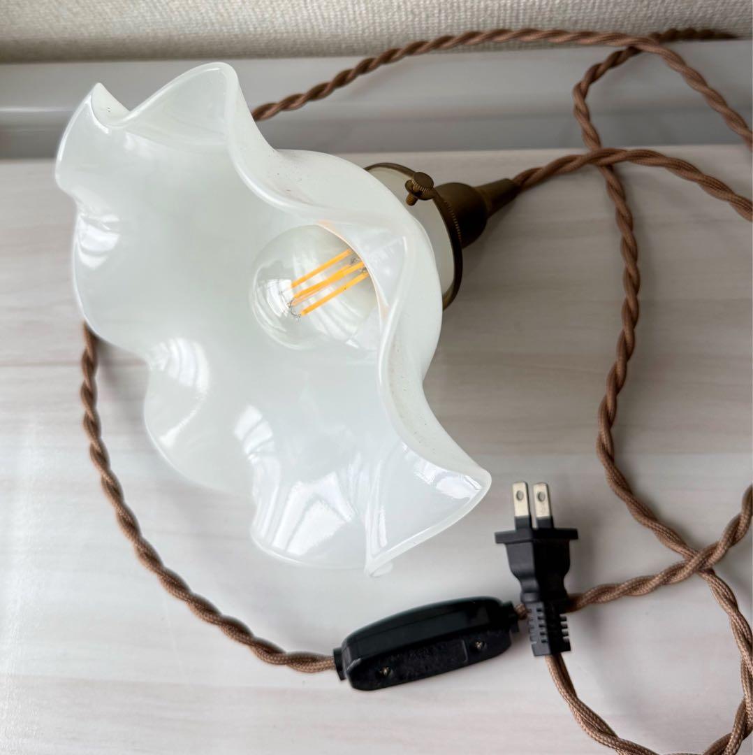 ウェーブシェード　ペンダントライト　アンティーク調