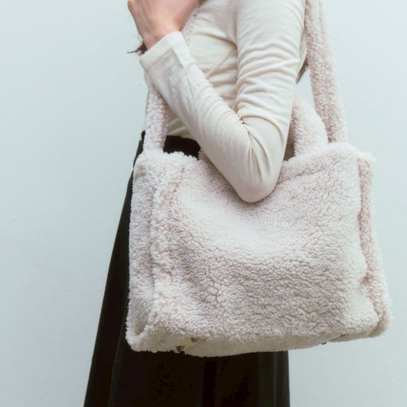 decollte accessory　モコバッグ　Mサイズ アイボリー　新色