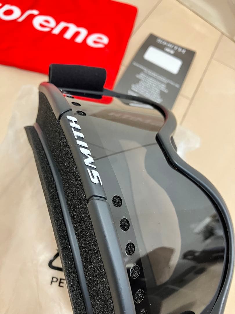 新品未使用品！SMITH Supreme スミス　シュプリーム　ゴーグル