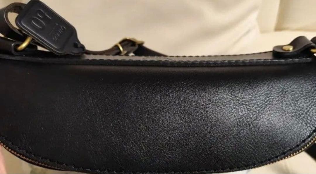 juuza　HERZ ボディバッグ ブラック