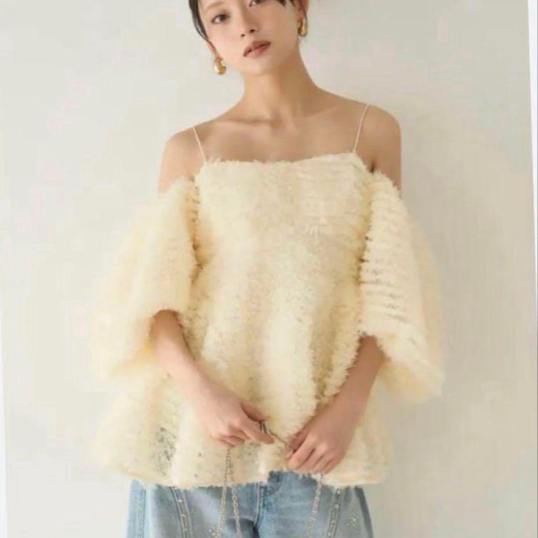 LILY BROWN 3way シアージャガードぺプラムブラウス