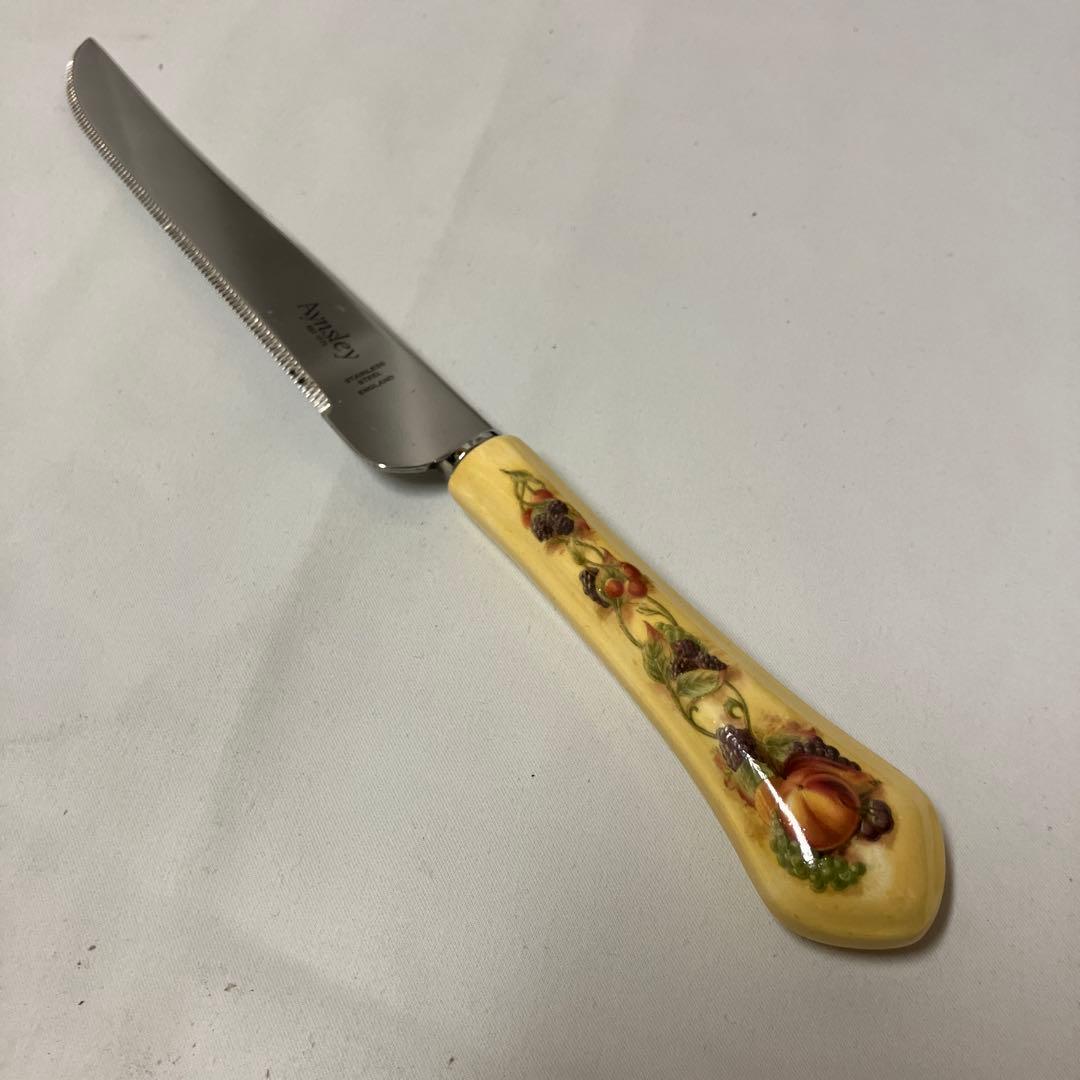 未使用イギリス製　エインズレイ オーチャードゴールド　プレート　ナイフセット