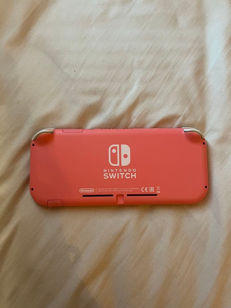 Nintendo Switch Lite ニンテンドースイッチ ライト コーラル